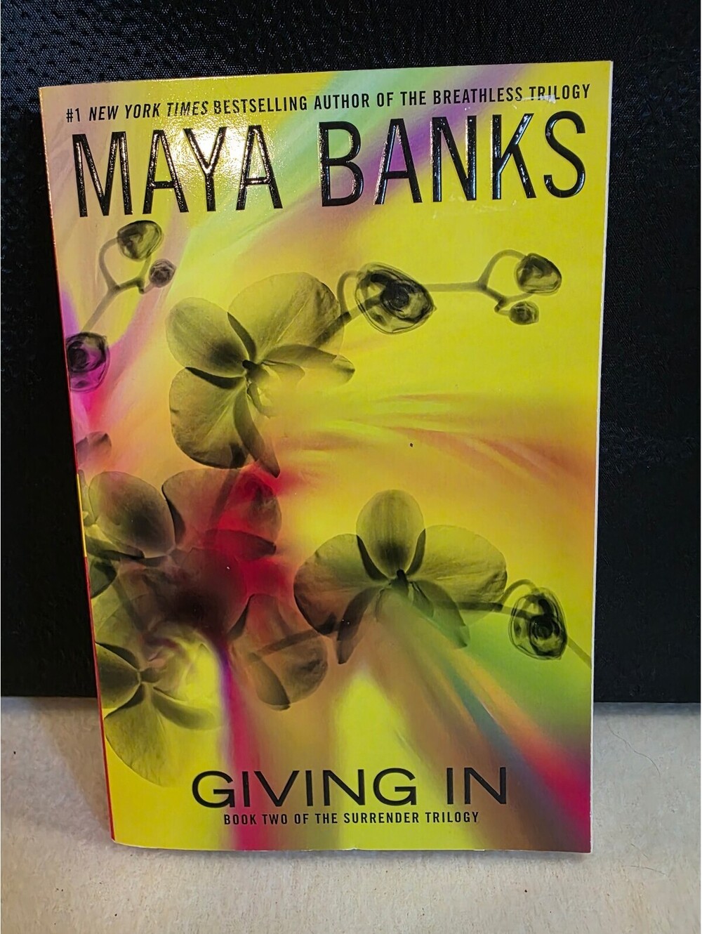 Giving In by Maya Banks Surrender Trilogy Book 2 Contemporary Romance Paperback